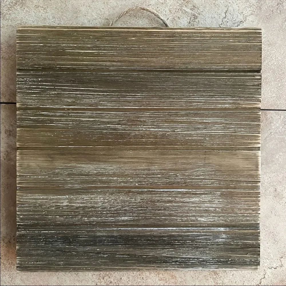 NWT Beautiful 10”X10” Reclaimed Wood Plaque, Letter Board,Frame for art Projects